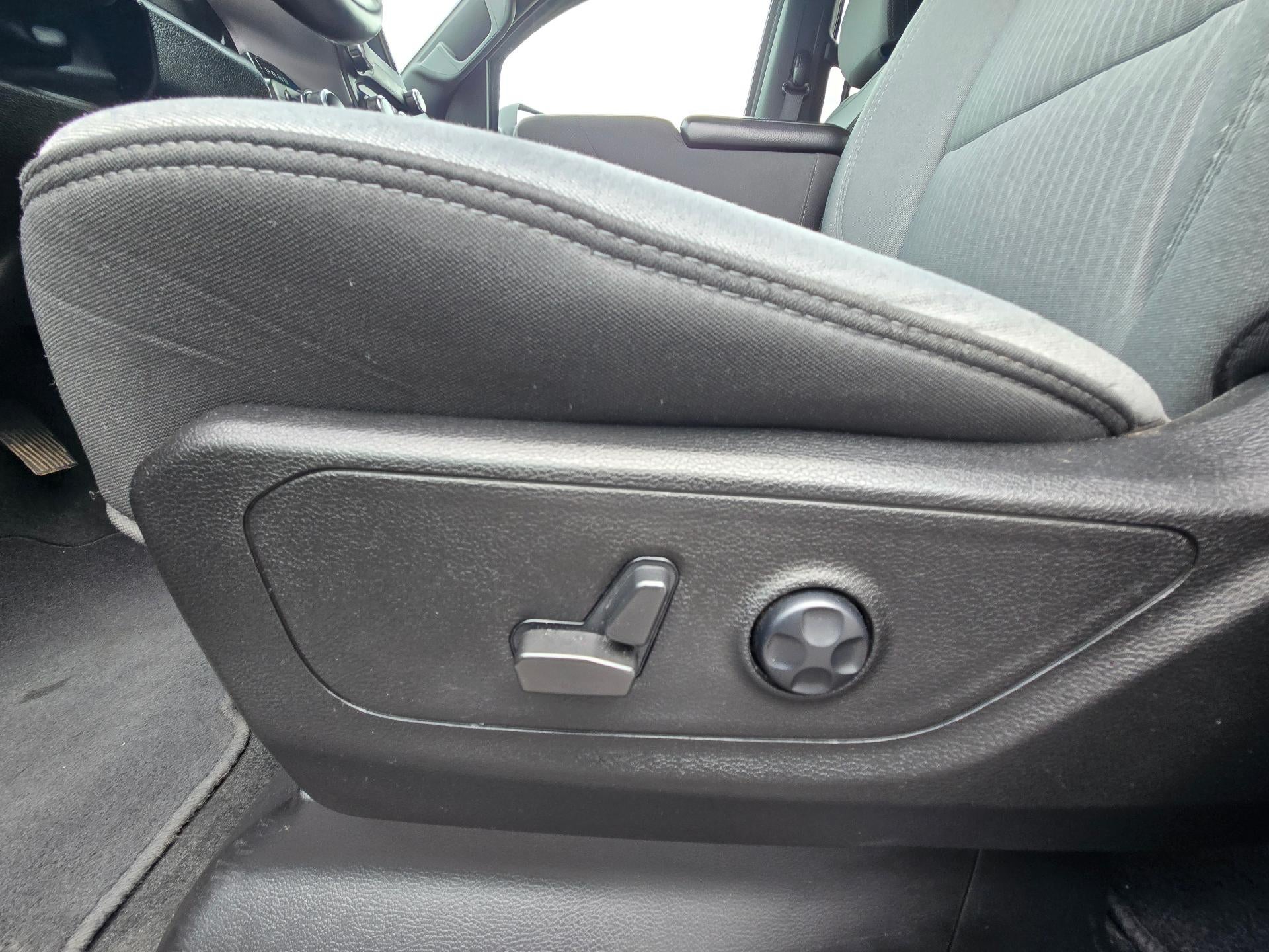2021 RAM 1500 Big Horn 4x4 Crew Cab 5'7" Box