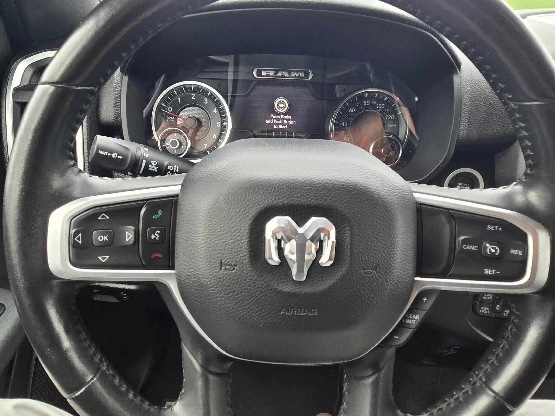 2021 RAM 1500 Big Horn 4x4 Crew Cab 5'7" Box
