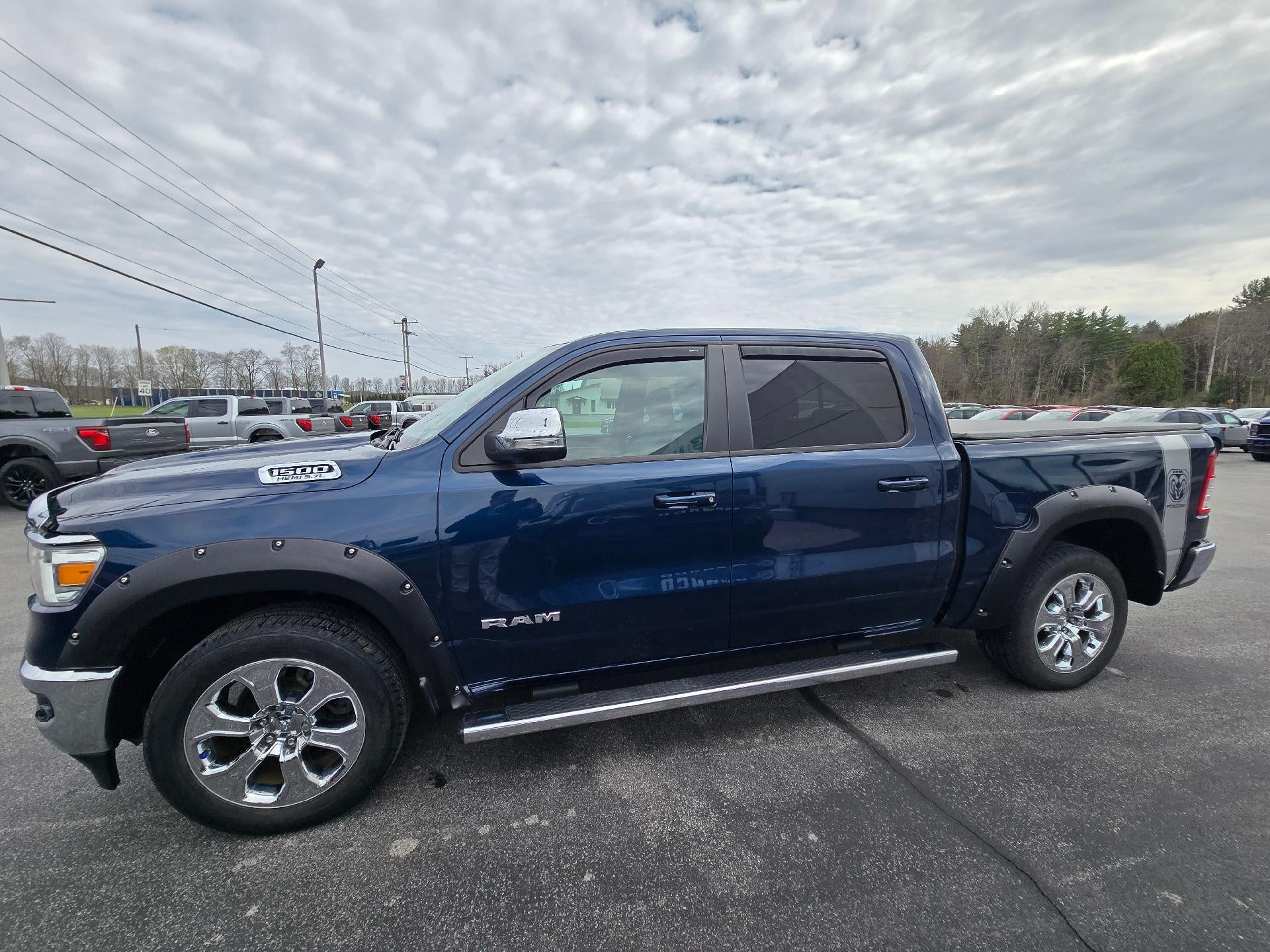 2021 RAM 1500 Big Horn 4x4 Crew Cab 5'7" Box