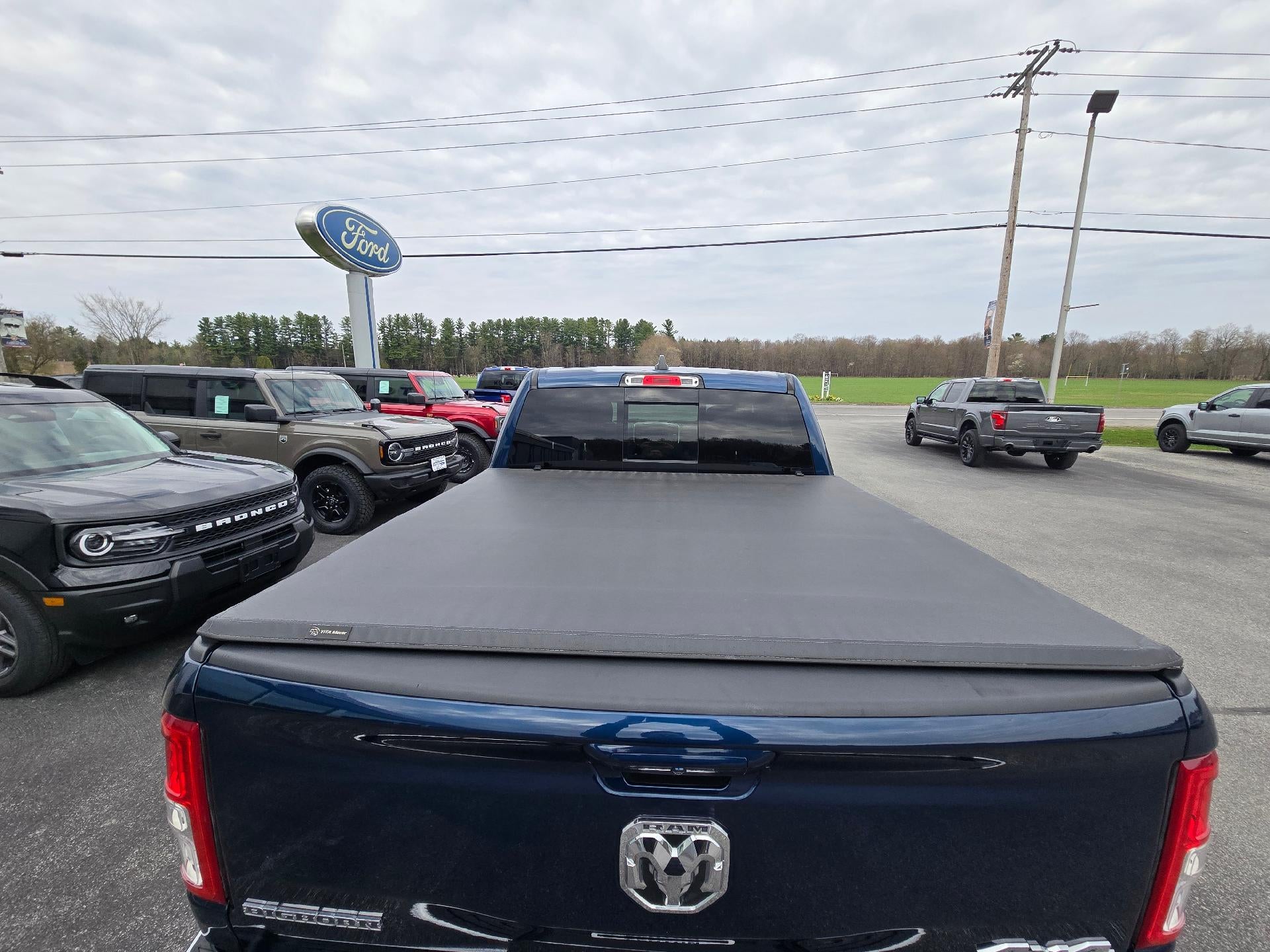 2021 RAM 1500 Big Horn 4x4 Crew Cab 5'7" Box