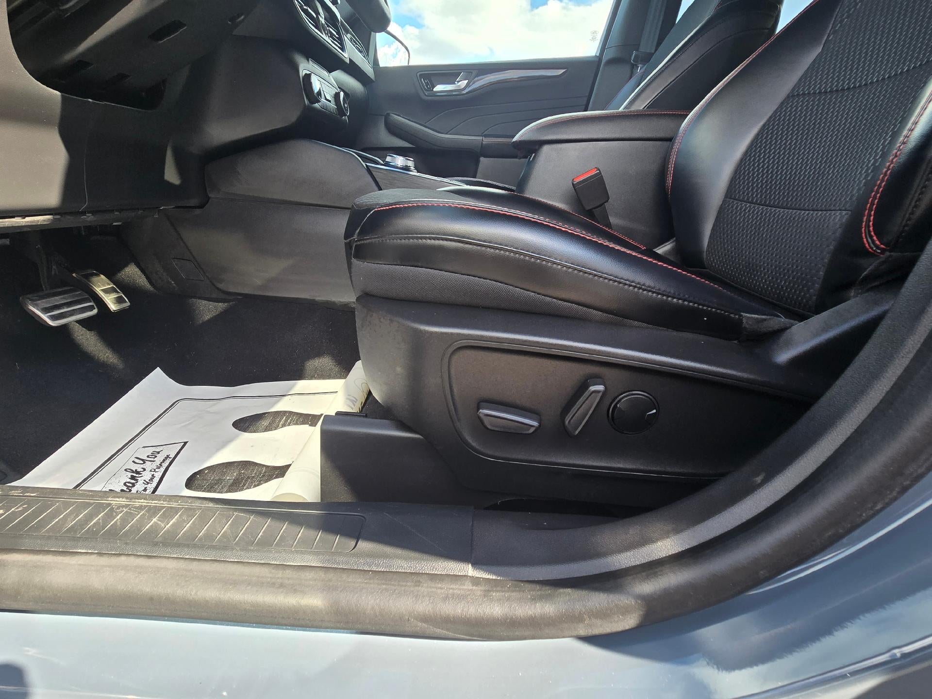 2023 Ford Escape ST-Line Select AWD