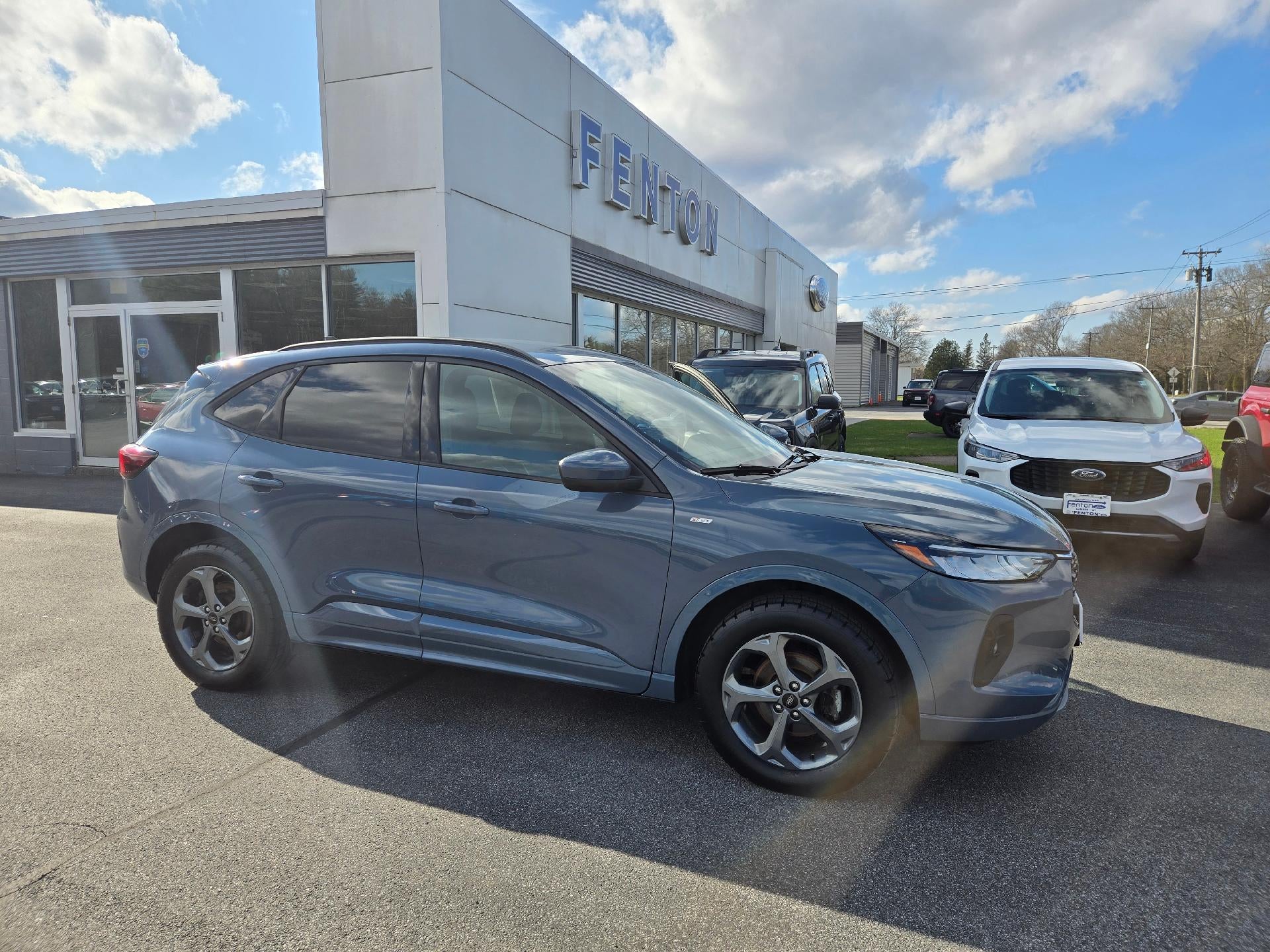 2023 Ford Escape ST-Line Select AWD