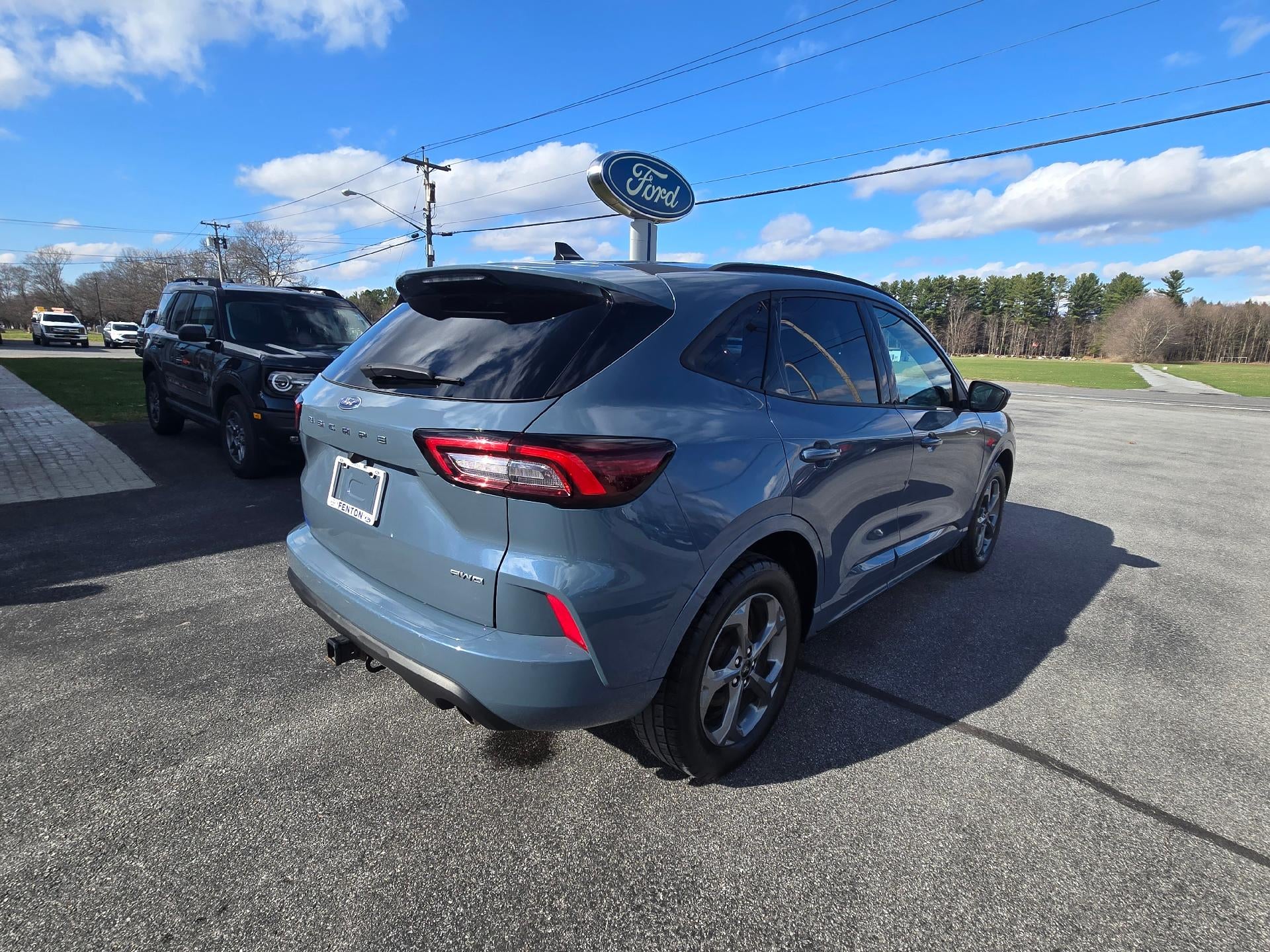 2023 Ford Escape ST-Line Select AWD