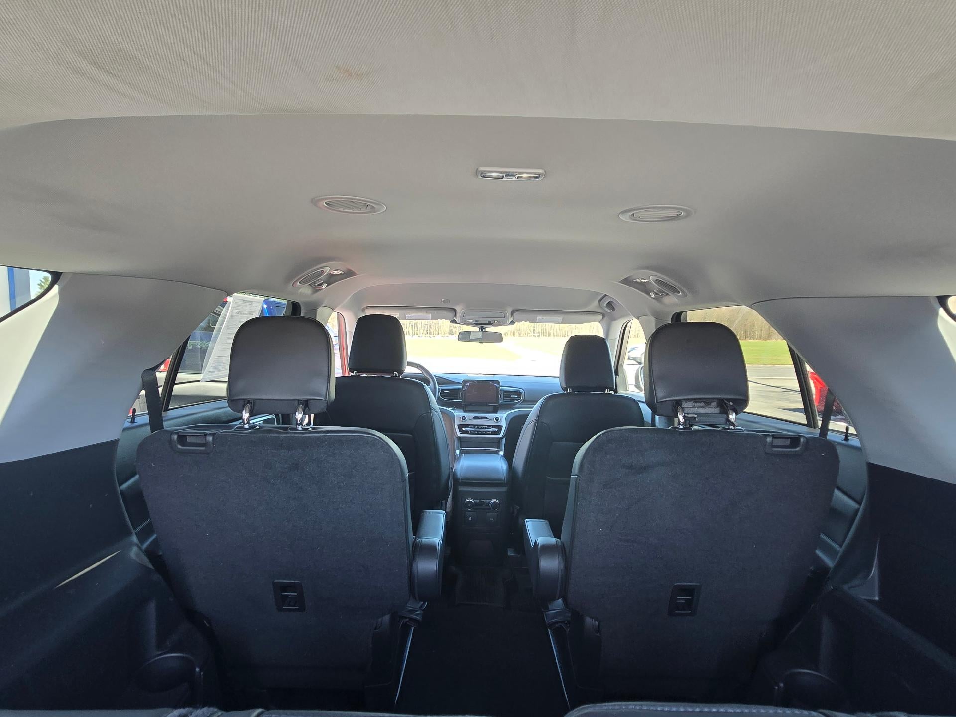 2022 Ford Explorer XLT 4WD