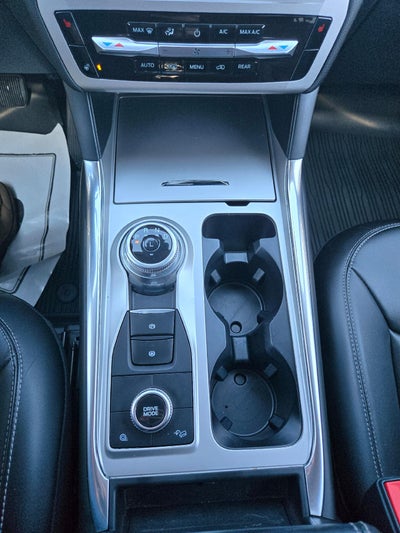 2022 Ford Explorer XLT 4WD