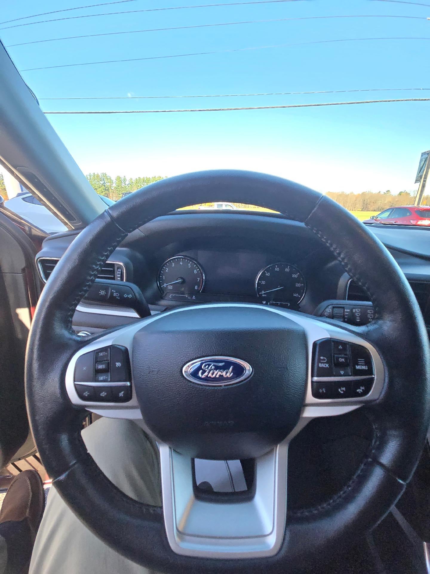 2023 Ford Explorer XLT 4WD