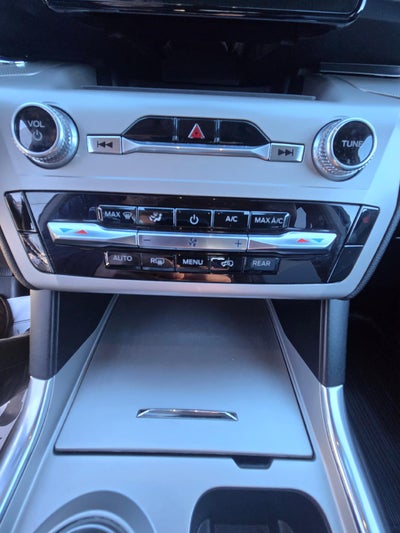 2023 Ford Explorer XLT 4WD