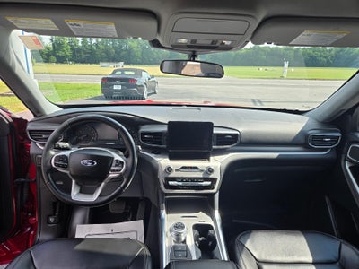 2023 Ford Explorer XLT 4WD