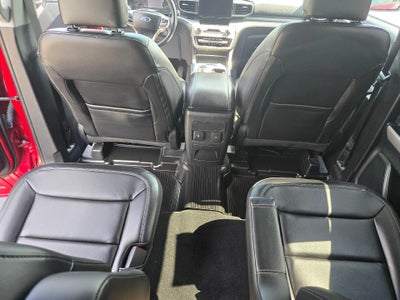 2023 Ford Explorer XLT 4WD