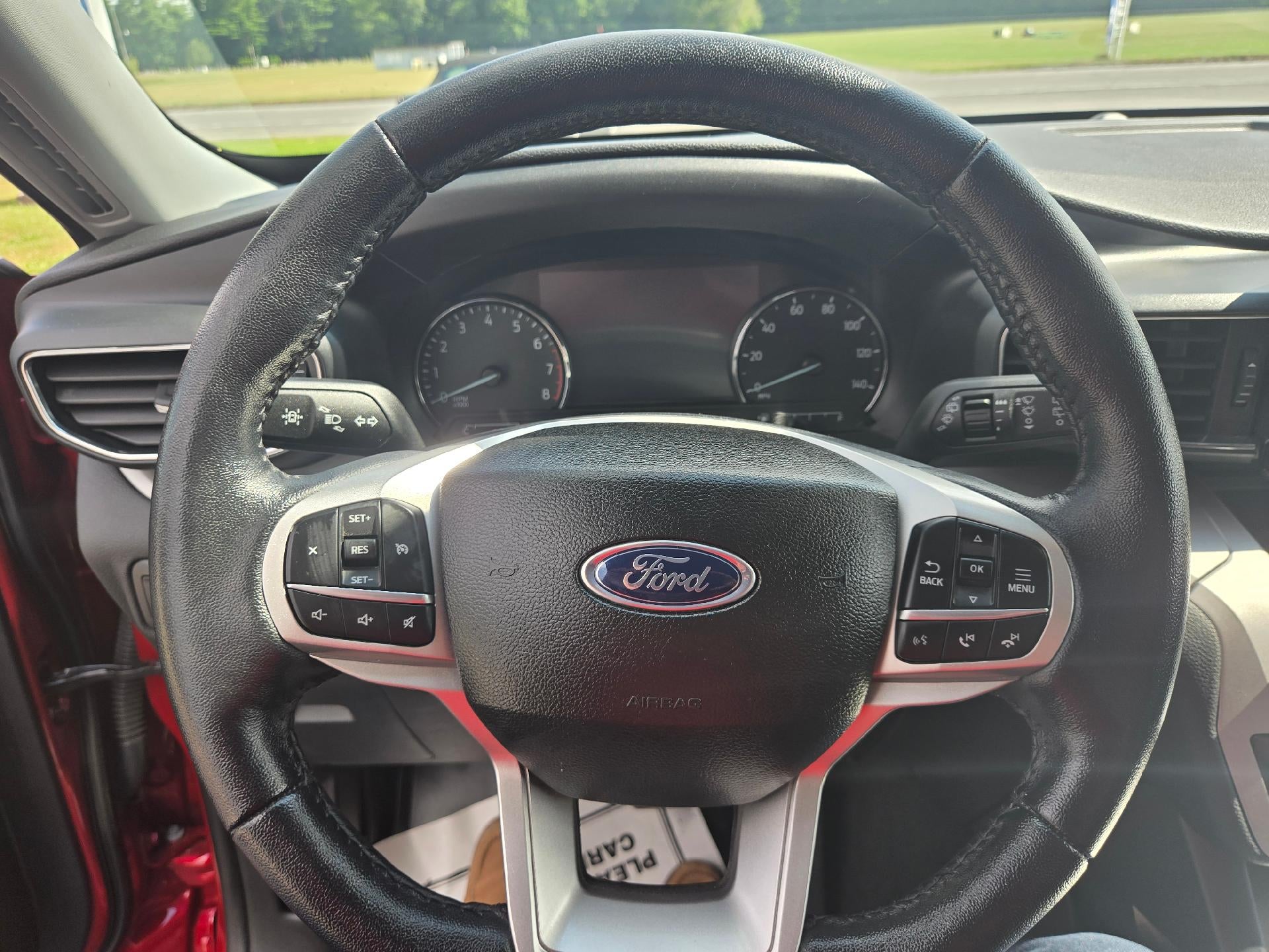 2023 Ford Explorer XLT 4WD