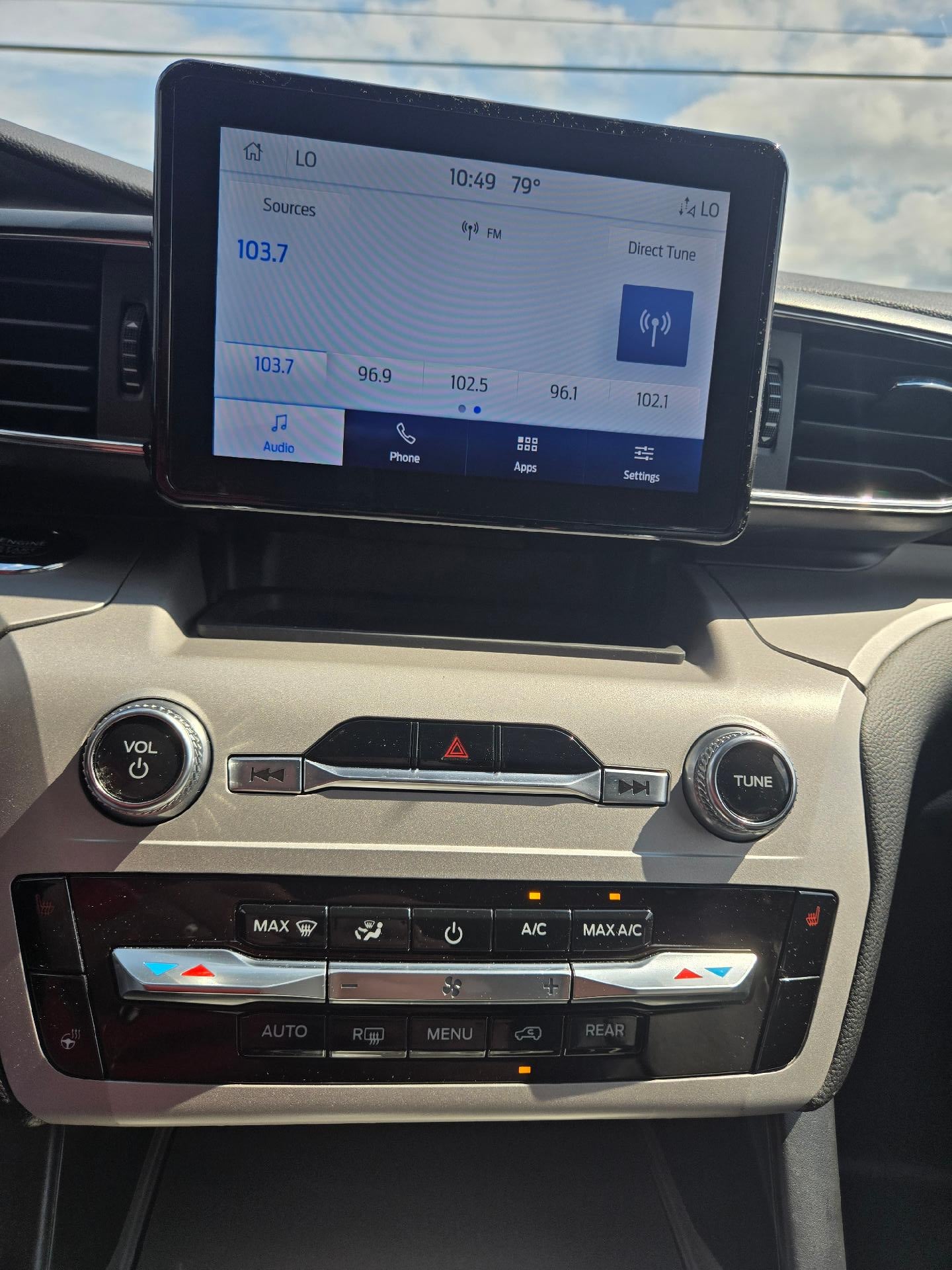 2023 Ford Explorer XLT 4WD
