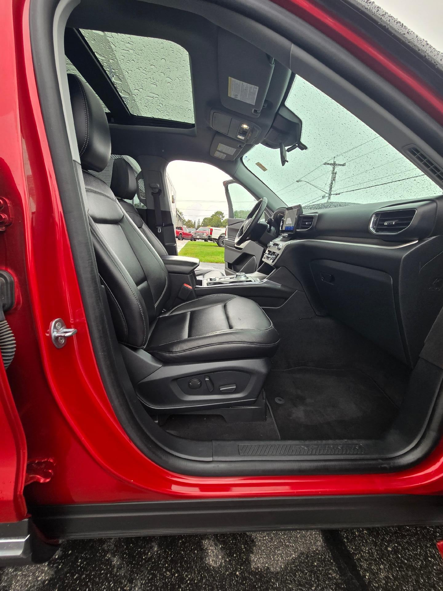 2021 Ford Explorer XLT 4WD