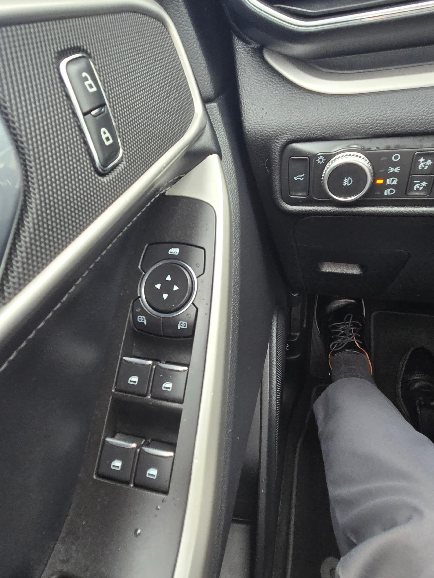 2021 Ford Explorer XLT 4WD