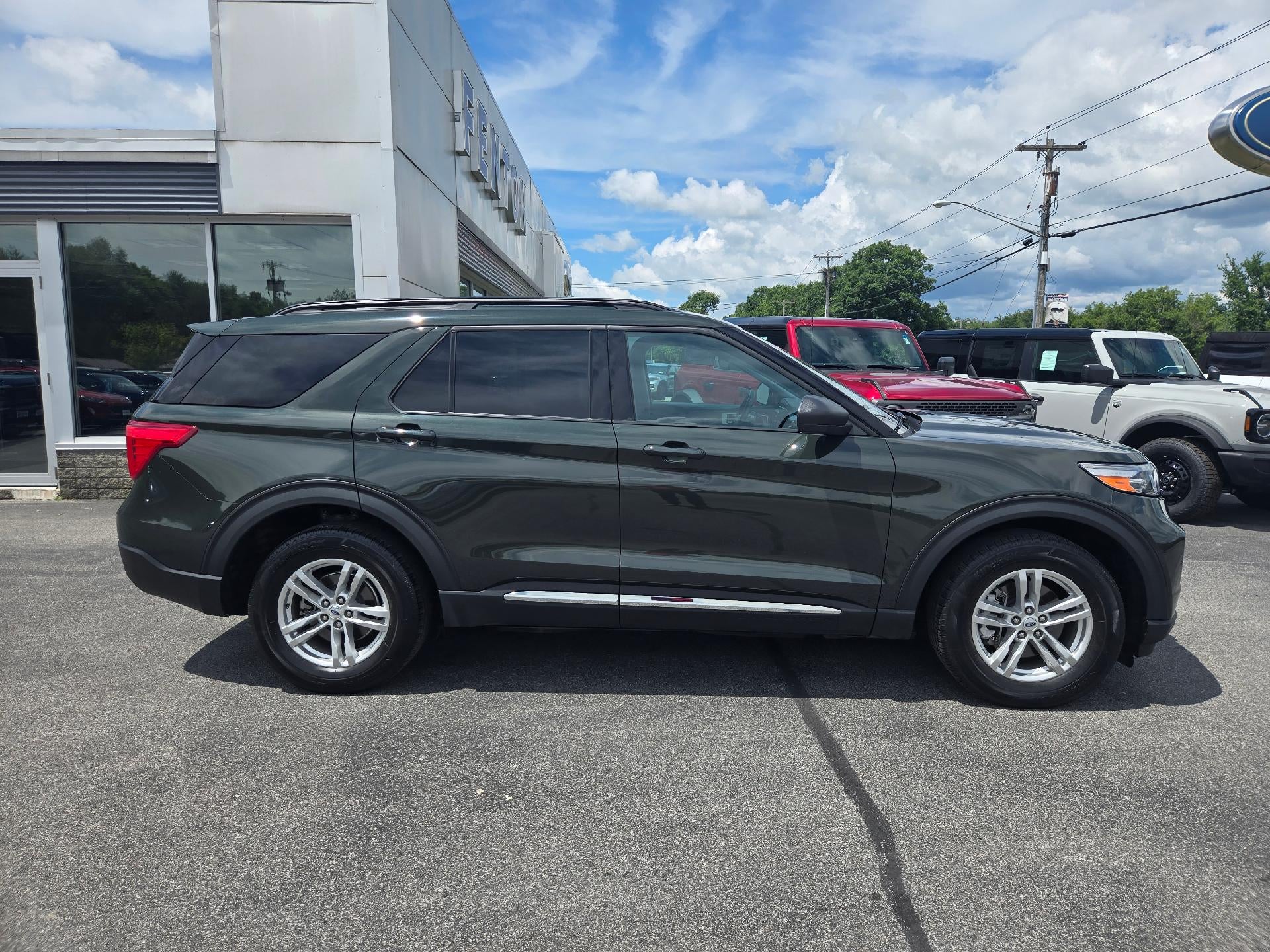 2023 Ford Explorer XLT 4WD