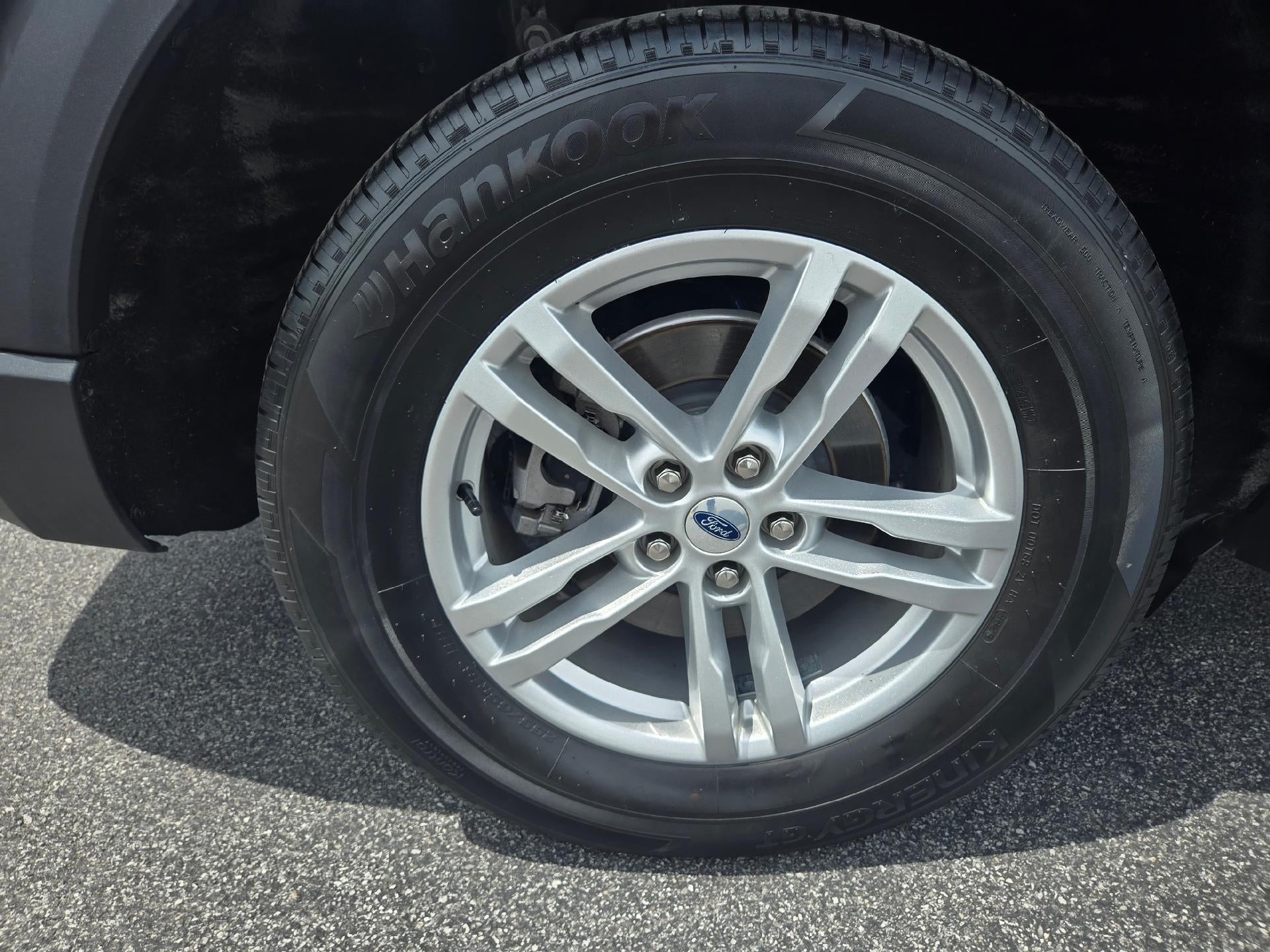 2023 Ford Explorer XLT 4WD