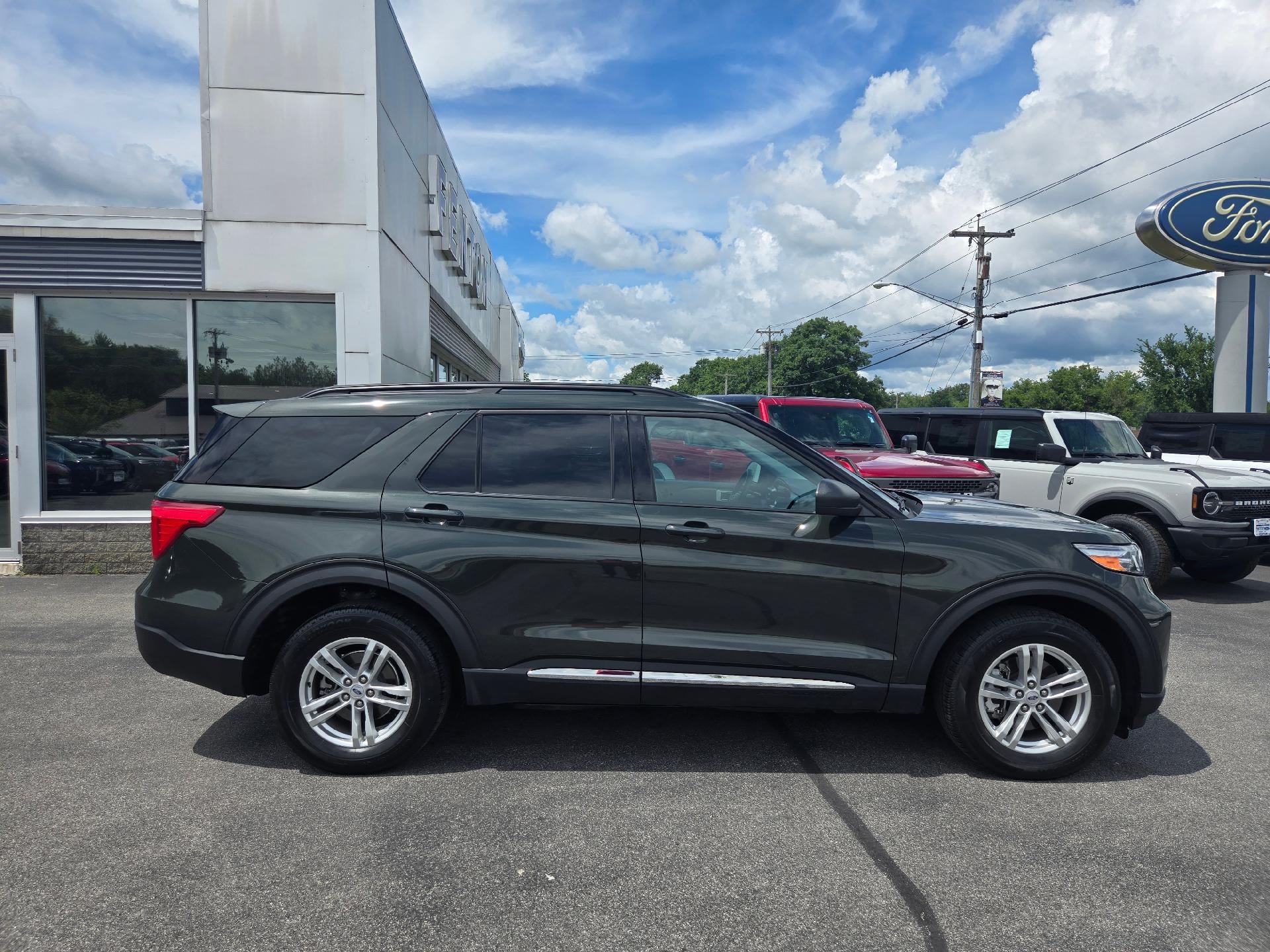 2023 Ford Explorer XLT 4WD