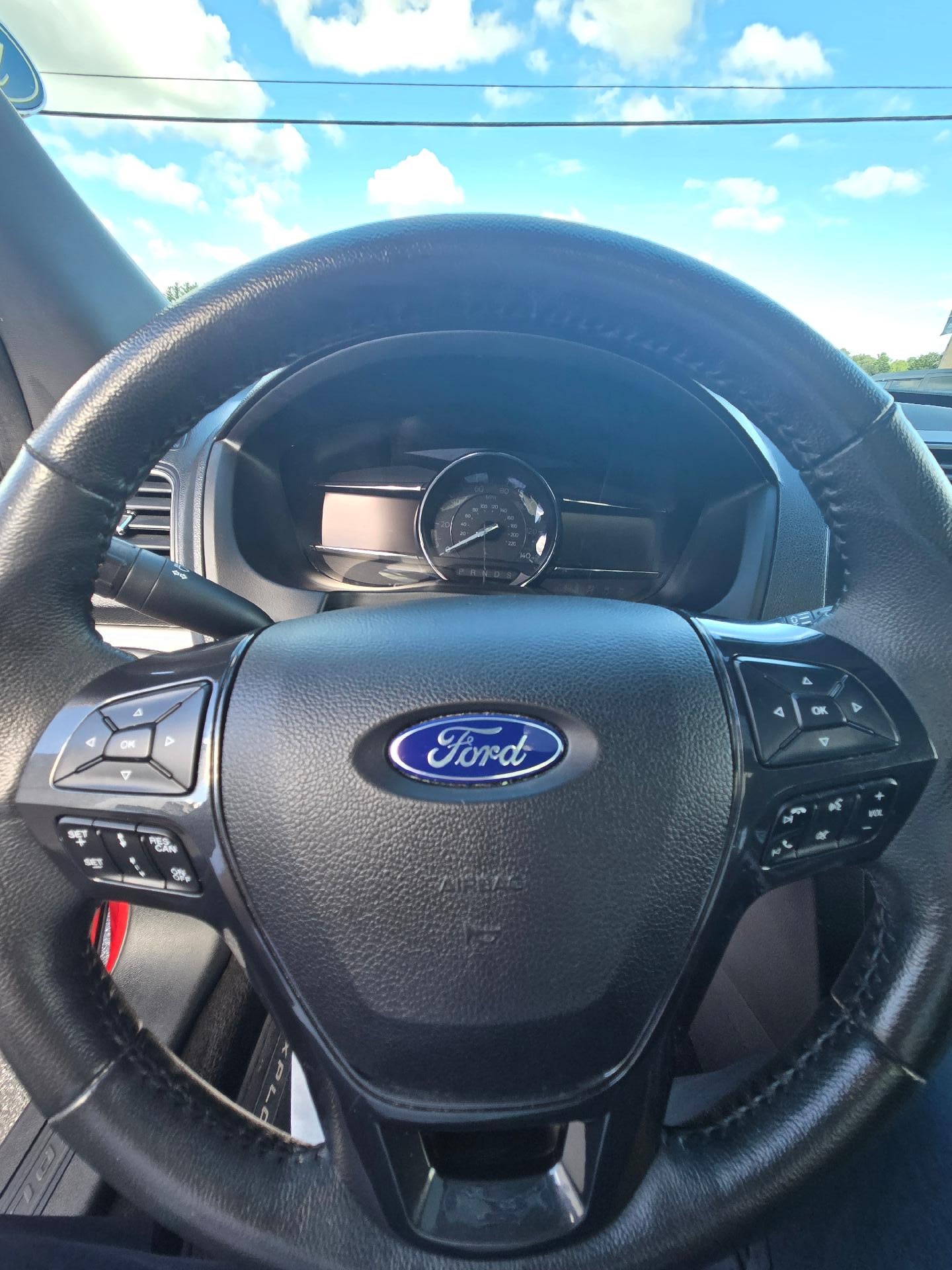 2022 Ford Explorer ST-Line 4WD