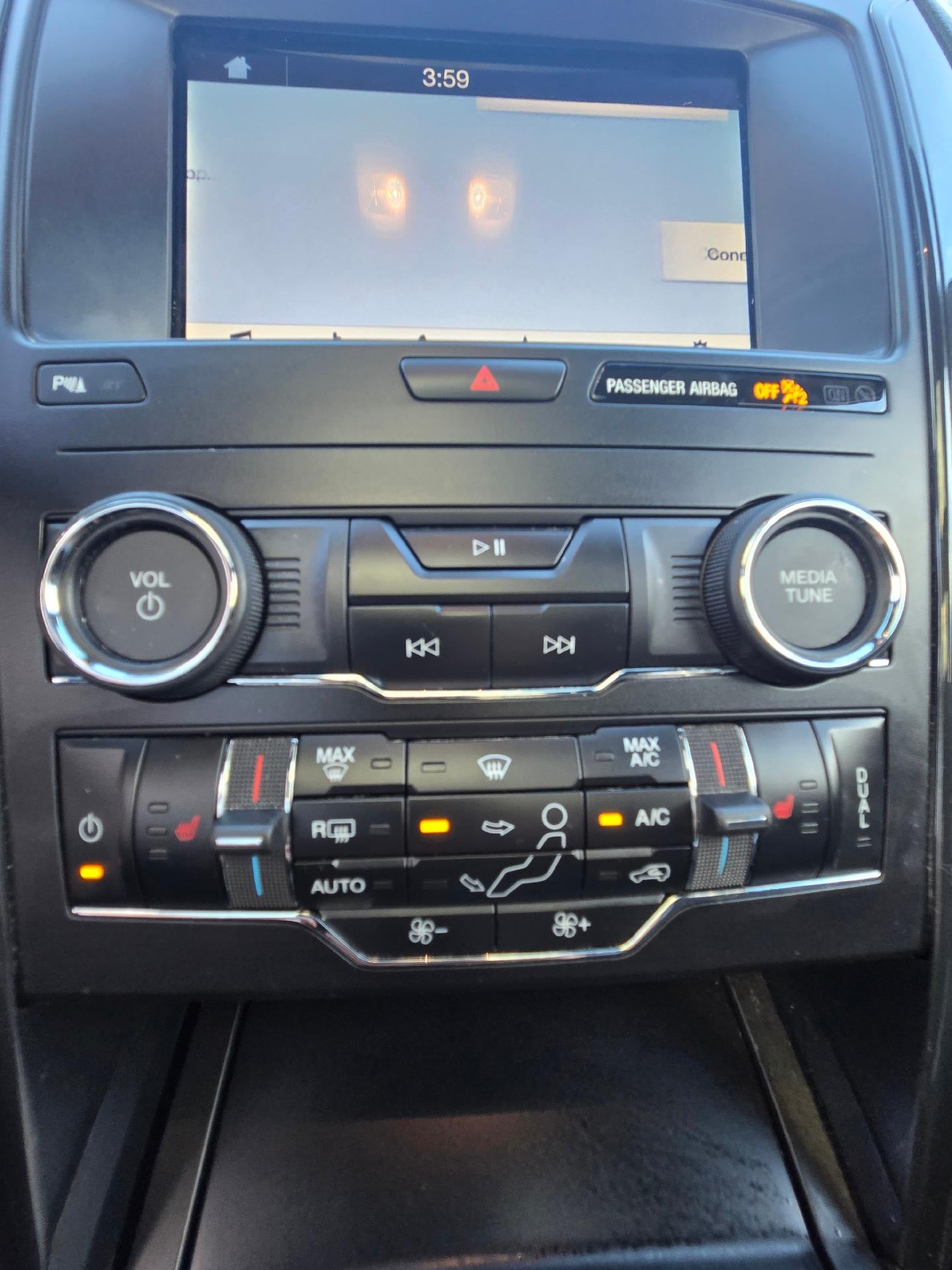 2022 Ford Explorer ST-Line 4WD