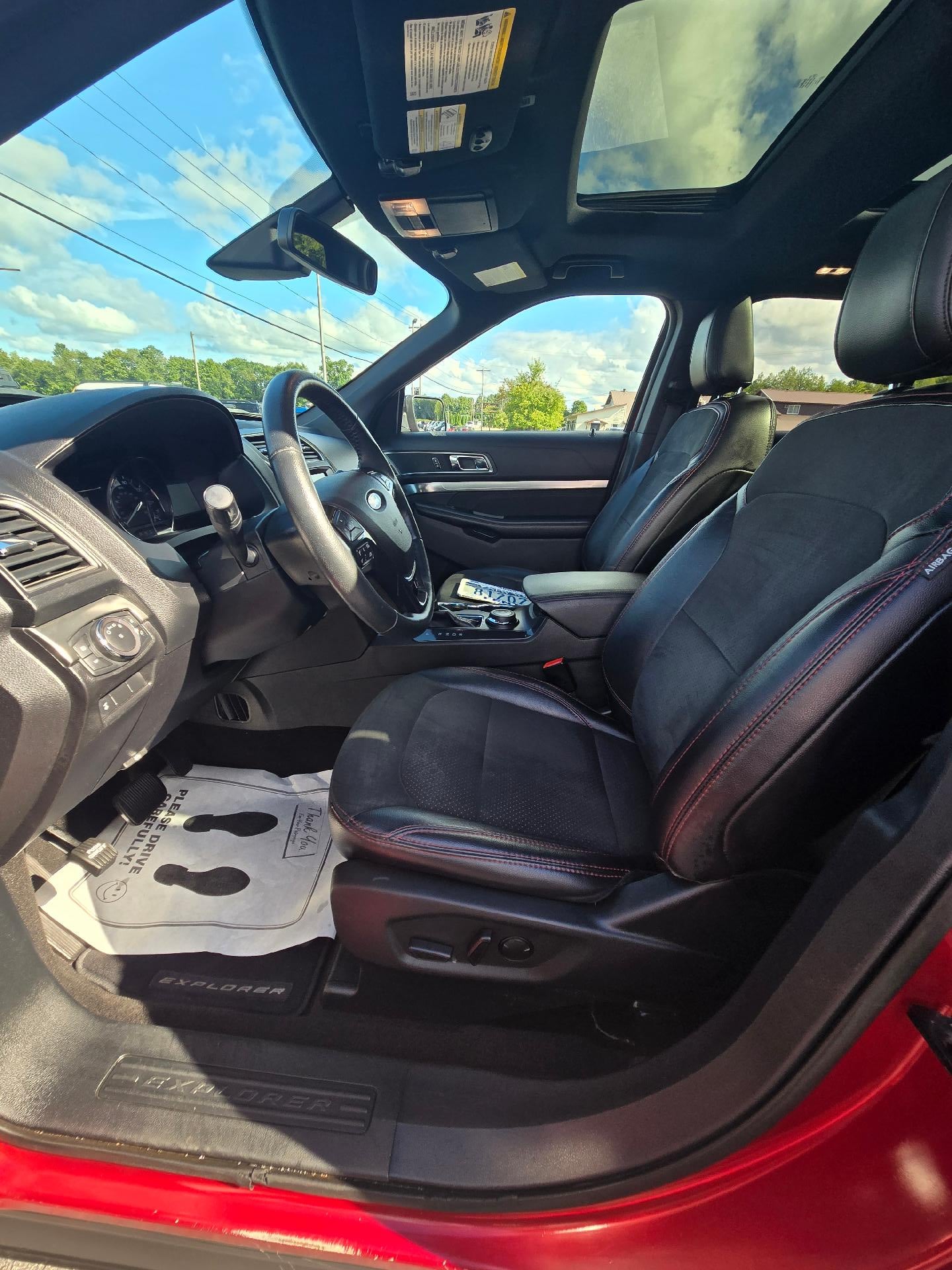 2022 Ford Explorer ST-Line 4WD