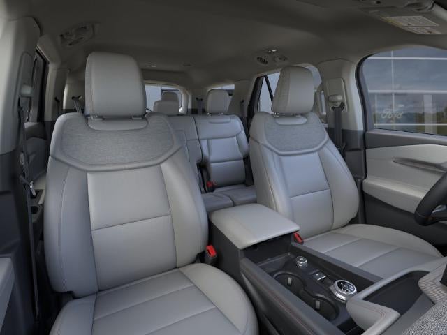 2026 Ford Explorer Active w/100A Pkg 4WD