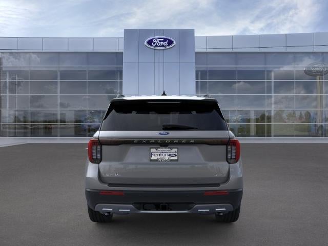 2026 Ford Explorer Active w/100A Pkg 4WD