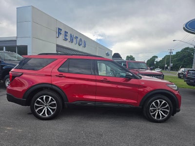 2025 Ford Explorer ST-Line 4WD