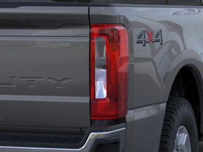 2026 Ford Super Duty F-250 SRW XL 4WD Crew Cab 6.75' Box