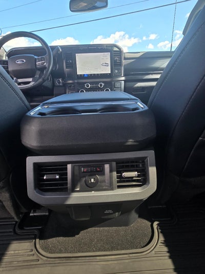 2023 Ford Super Duty F-250 SRW Lariat 4WD Crew Cab Diesel