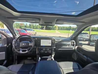 2023 Ford Super Duty F-250 SRW Lariat 4WD Crew Cab Diesel