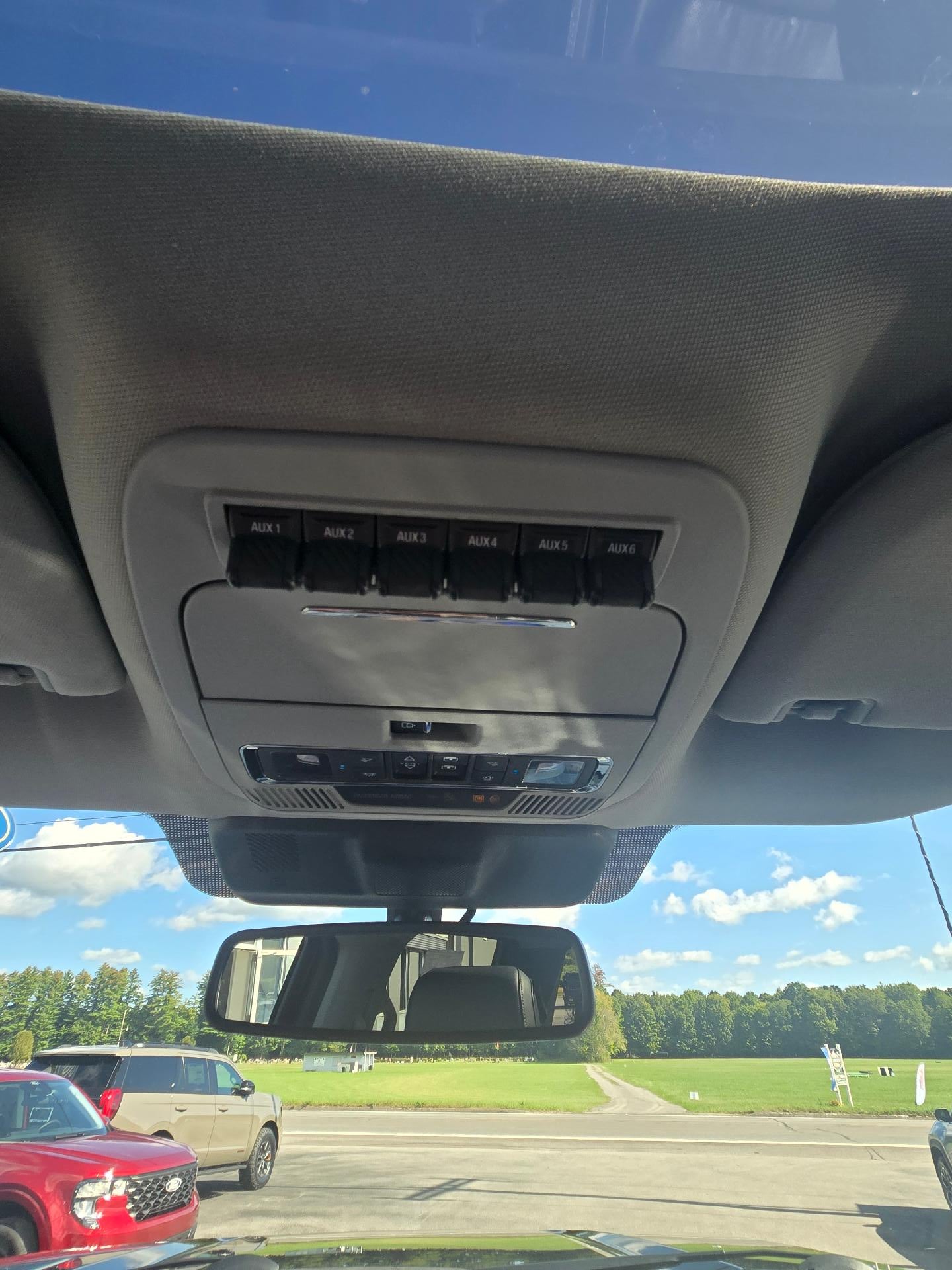 2023 Ford Super Duty F-250 SRW Lariat 4WD Crew Cab Diesel