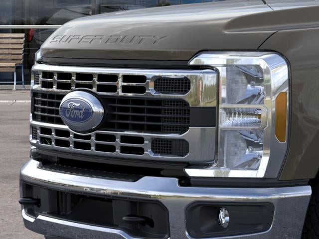 2026 Ford Super Duty F-350 SRW XL 4WD Crew Cab 6.75' Box