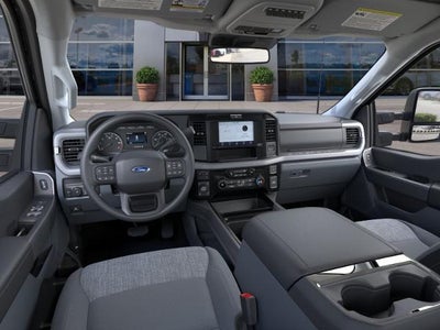 2026 Ford Super Duty F-350 SRW XL 4WD Crew Cab 6.75' Box
