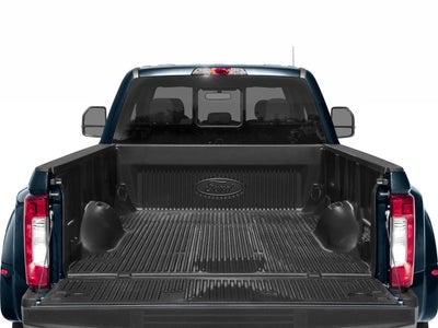2017 Ford Super Duty F-450 DRW XL 4WD Crew Cab 8' Box