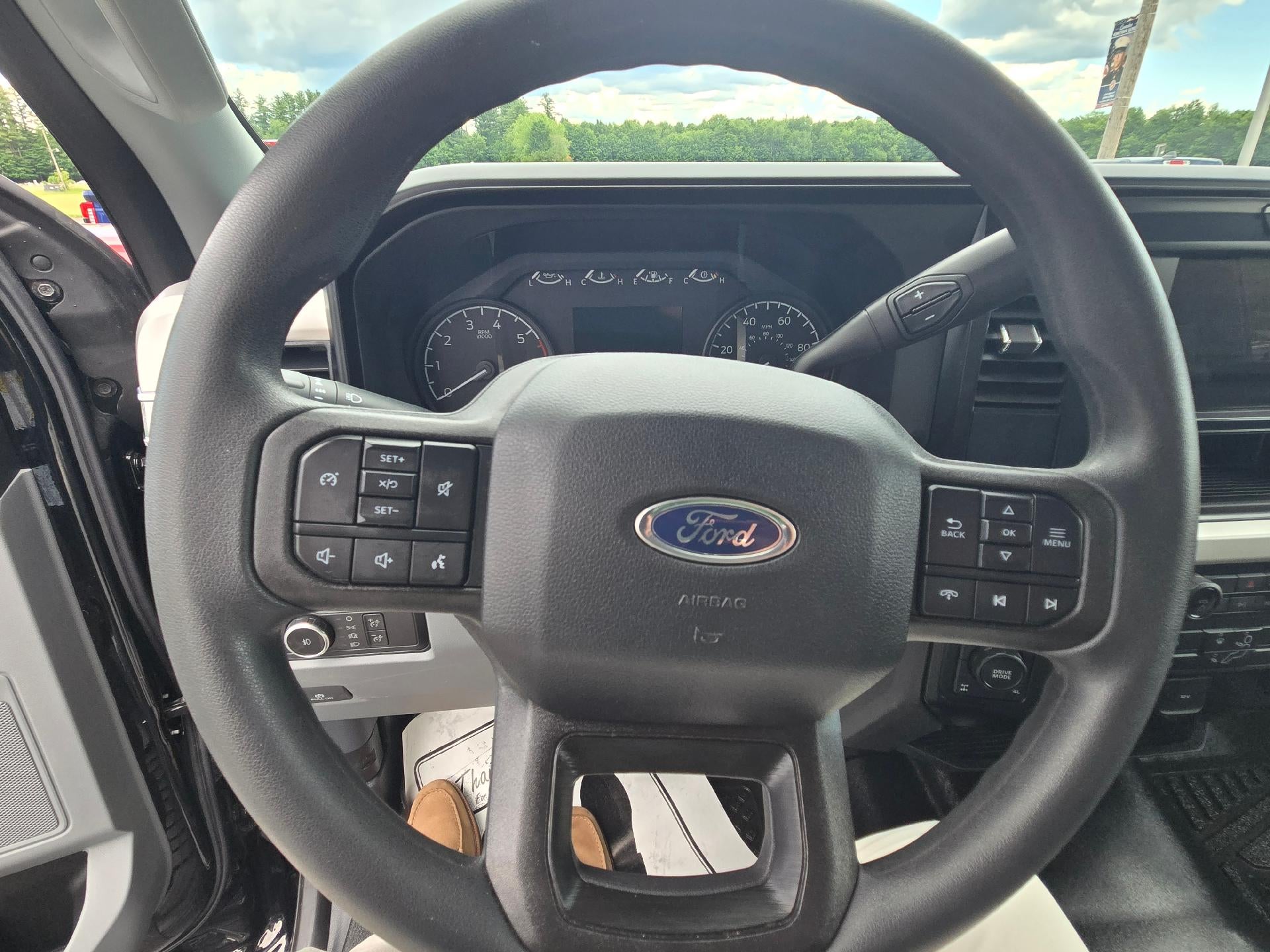 2025 Ford Super Duty F-350 SRW XL 4WD SuperCab STX