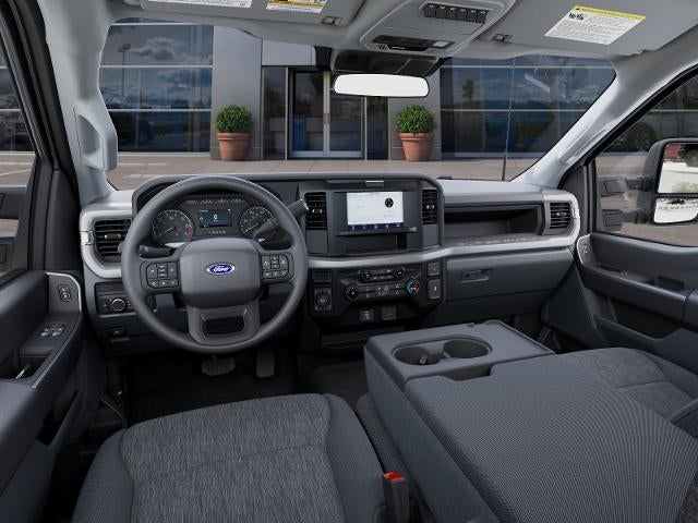 2027 Ford Super Duty F-250 SRW XL 4WD Reg Cab 8' Box