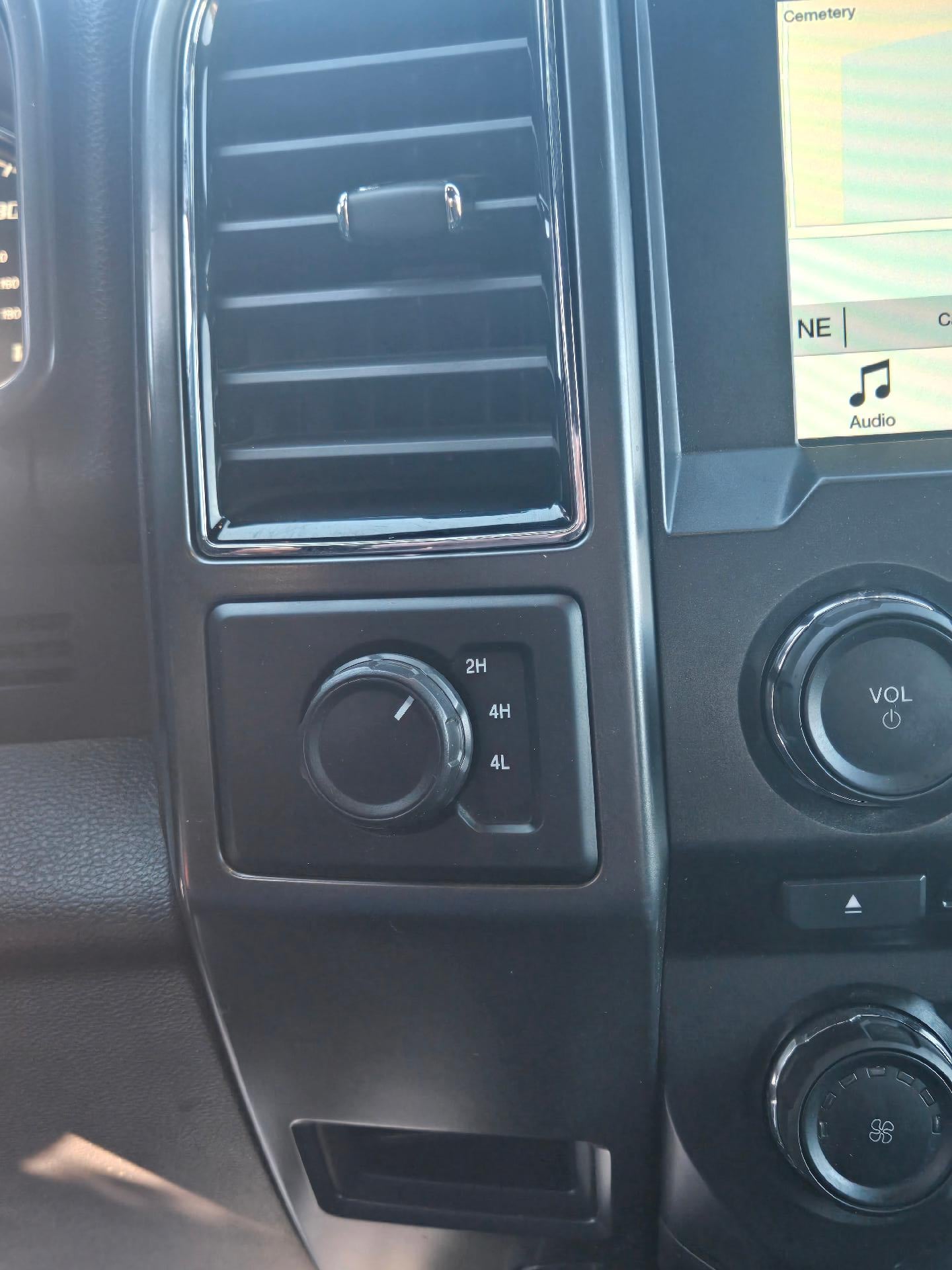 2018 Ford F-150 XL 4WD SuperCrew 5.5' Box