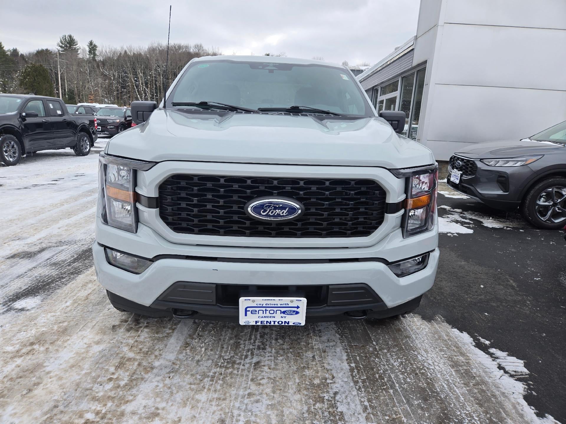 2023 Ford F-150 XL 4WD SuperCrew 5.5' Box