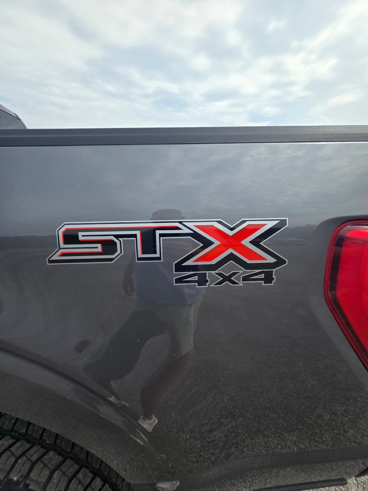2022 Ford F-150 STX Crew Cab