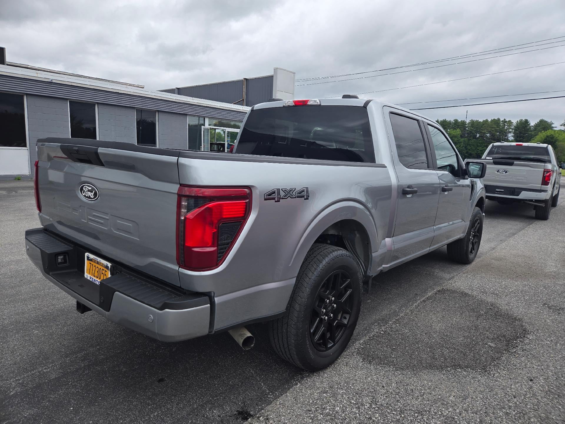 2025 Ford F-150 STX 4WD SuperCrew 5.5' Box