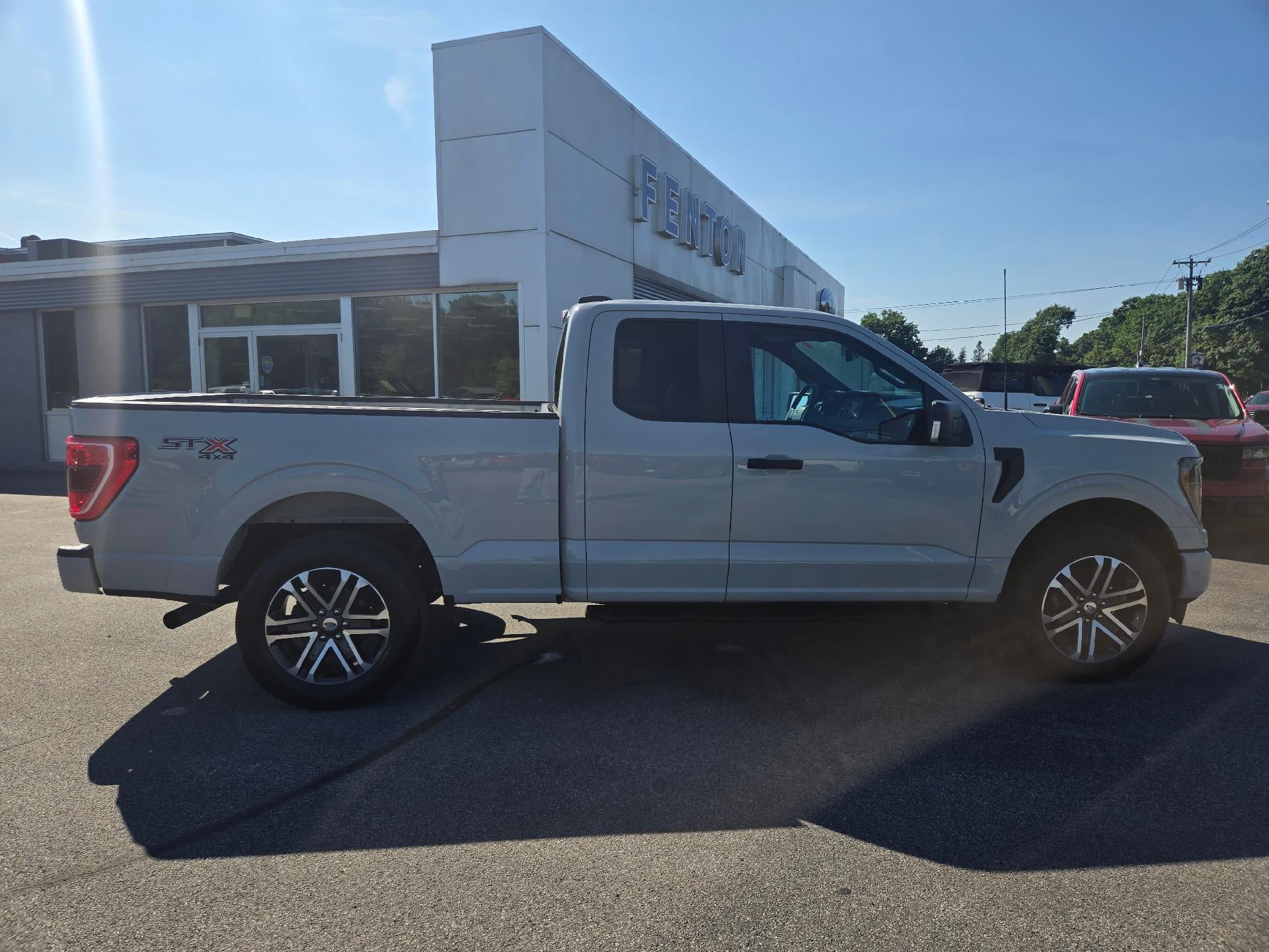 2023 Ford F-150 XL 4WD SuperCab STX