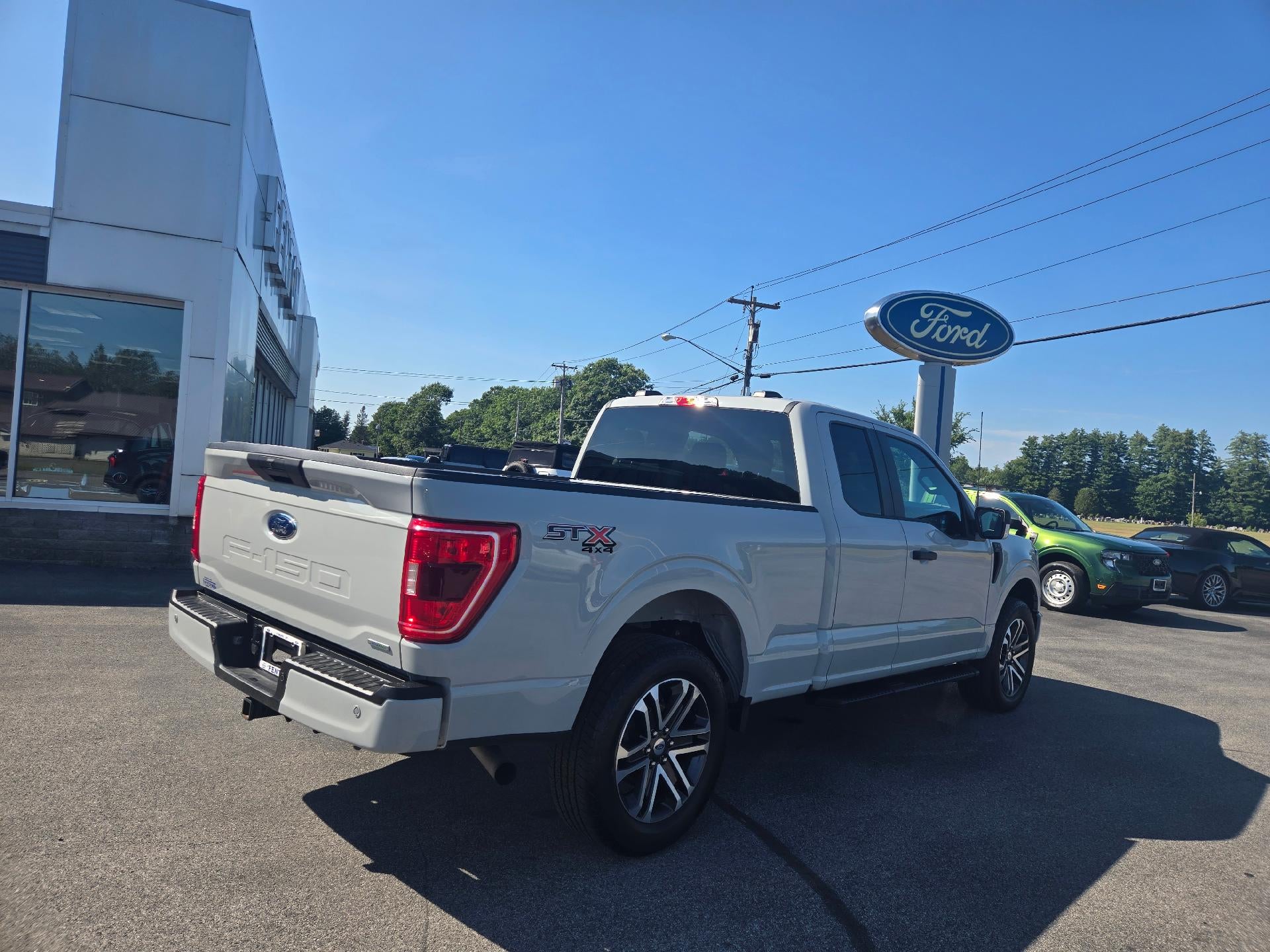 2023 Ford F-150 XL 4WD SuperCab STX