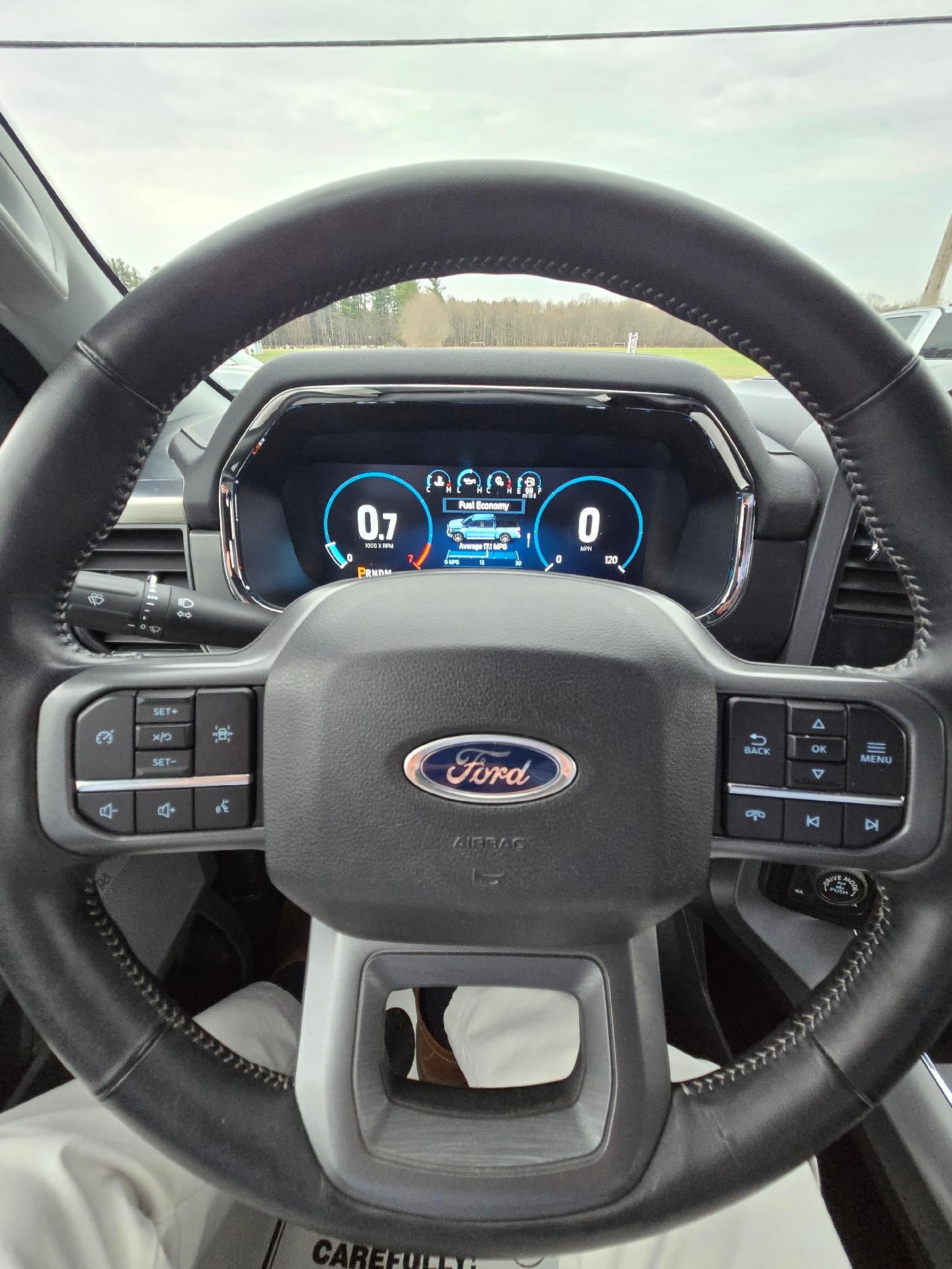 2022 Ford F-150 Lariat 4WD SuperCrew 5.5' Box