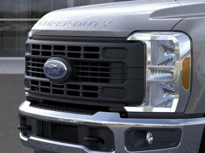 2025 Ford Super Duty F-350 SRW XL 4WD Reg Cab 8' Box