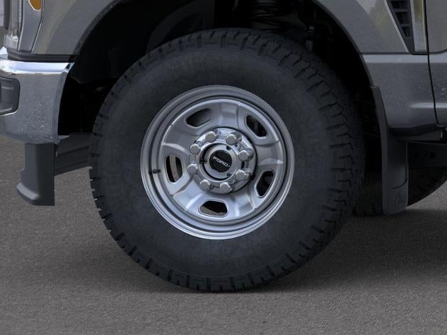 2025 Ford Super Duty F-350 SRW XL 4WD Reg Cab 8' Box