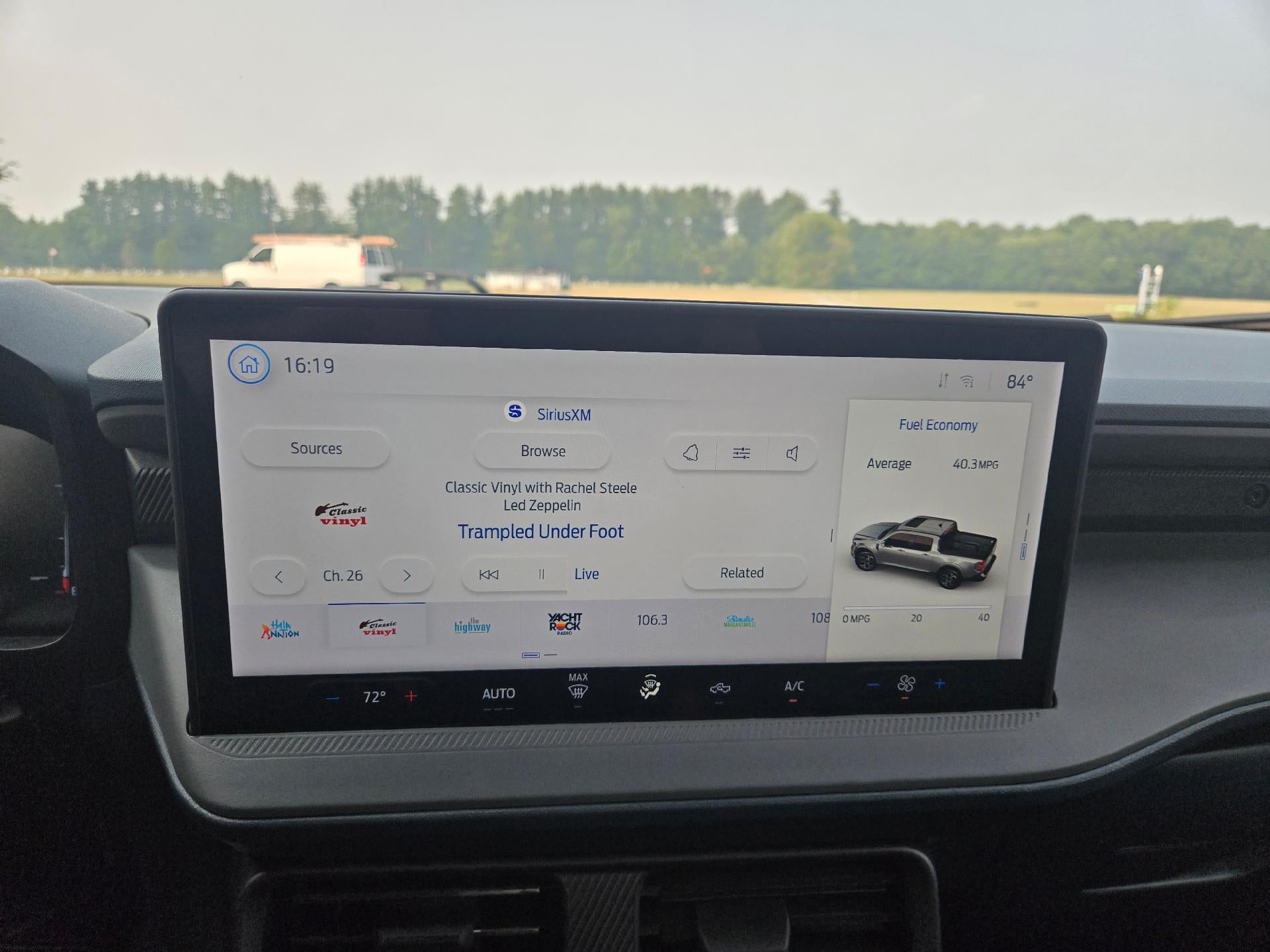2025 Ford Maverick HYBRID