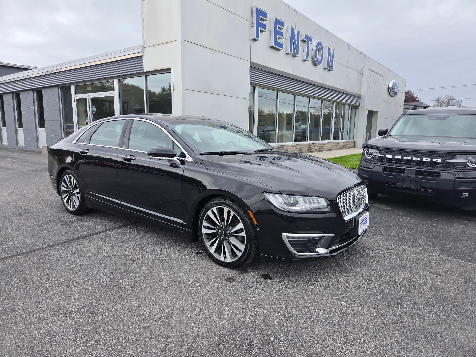2019 Lincoln MKZ Reserve II AWD's photo