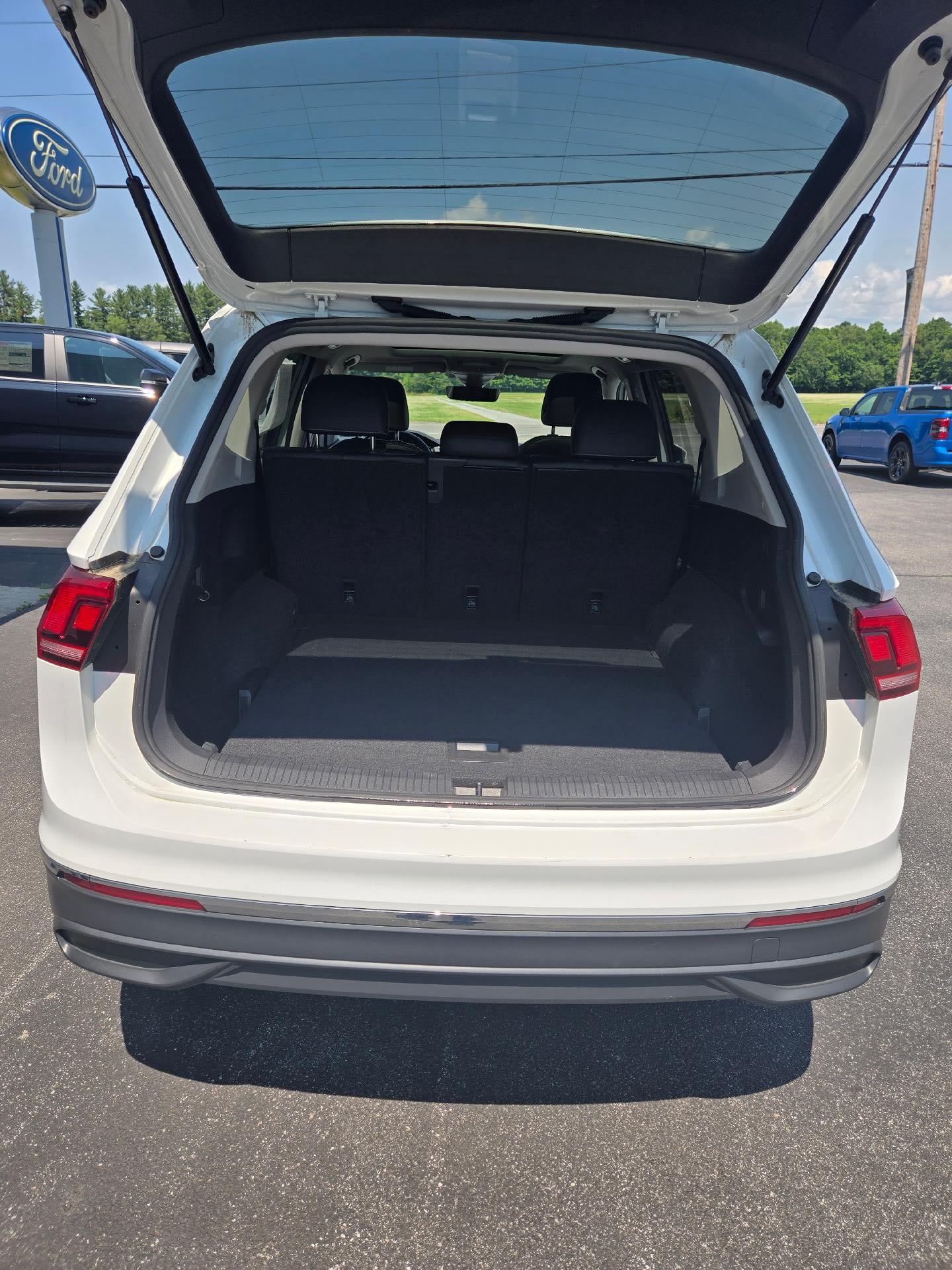 2022 Volkswagen Tiguan 2.0T SE 4MOTION