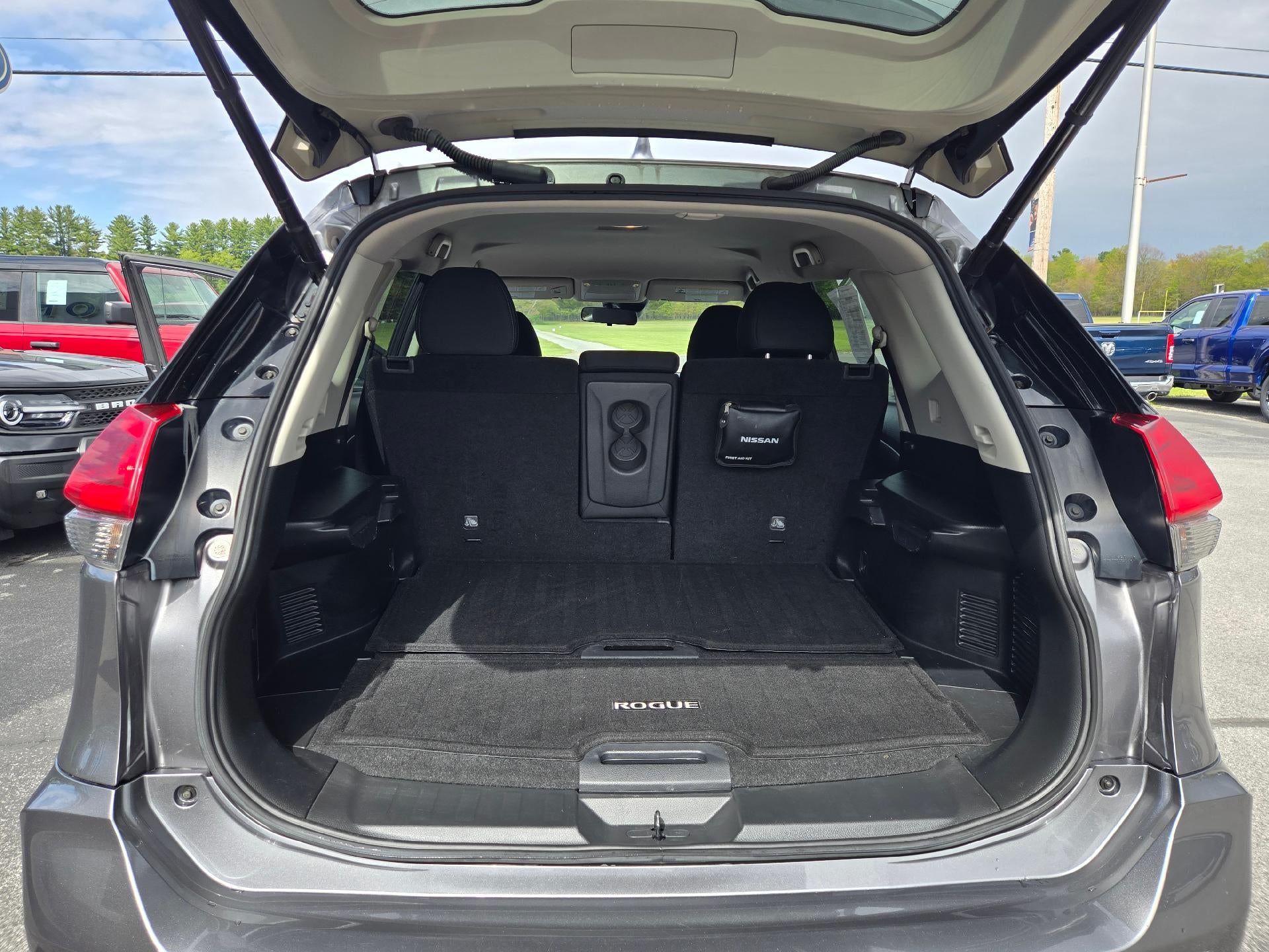 2019 Nissan Rogue AWD SV
